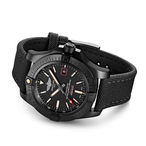 breitling avenger blackbird 44 armband|breitling avenger blackbird automatic titanium.